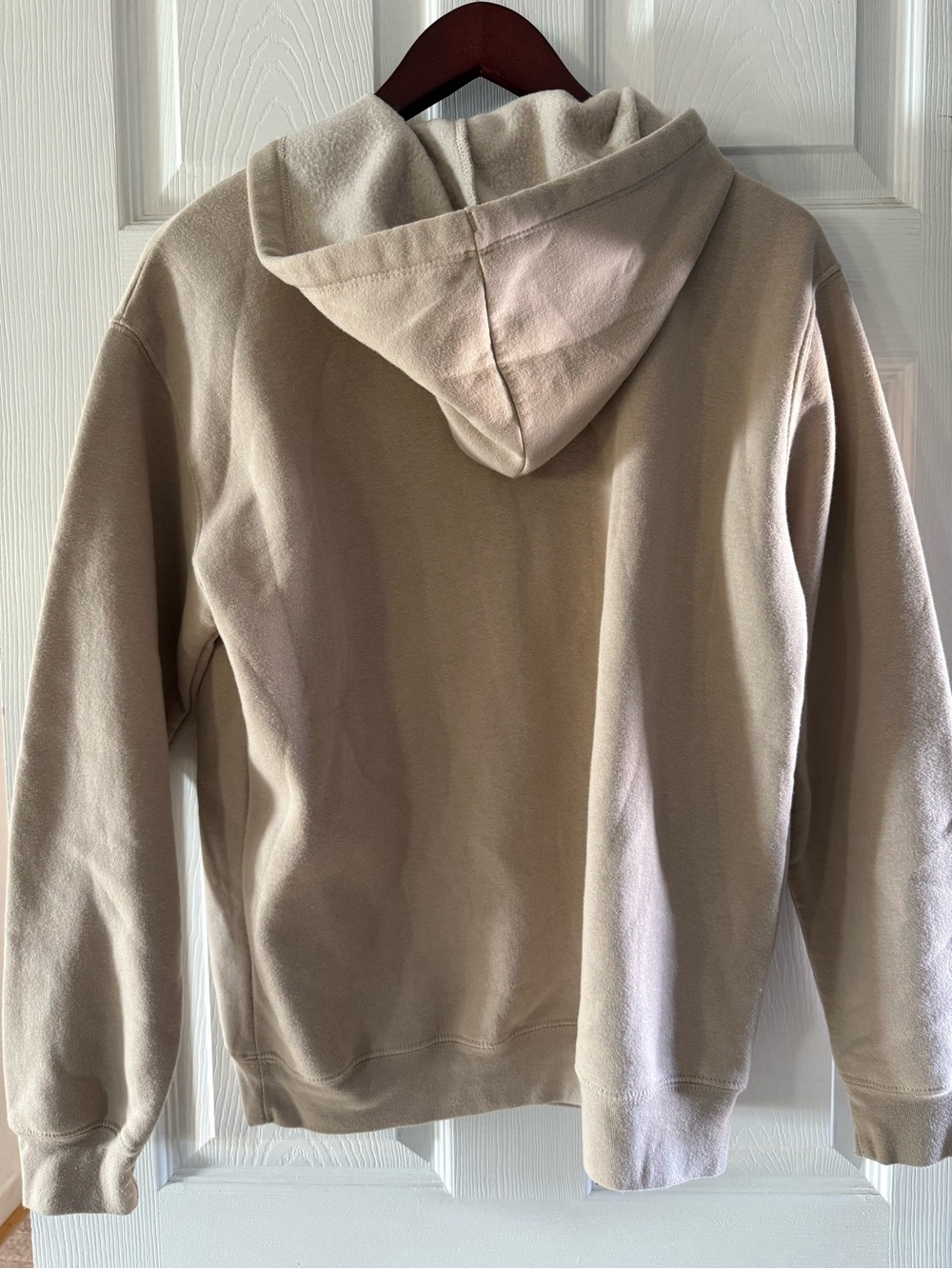 Disneys Winnie the Pooh hoodie - Picture 2 of 7
